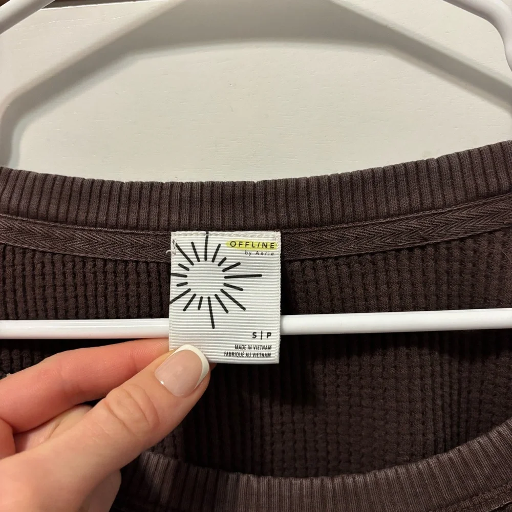 Aerie Wow Waffle Long Sleeve Thermal Shirt Brown - Picture 5 of 5
